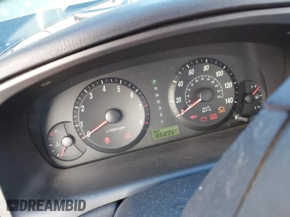 ✅ 2006 Hyundai Elantra GLS • VIN: KMHDN46D76U275396 • Lot: 41299713. Wystawiony na IAAI z przebiegiem 186 895 mil. Bezpłatny archiwum sprzedaży aukcyjnych z USA i szczegółowy raport historii pojazdu na DreamBid. Zdjęcie 7.