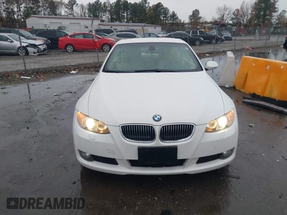 ✅ 2009 BMW 3 Series 328i • VIN: WBAWR33509P343272 • Lot: 40848494. Wystawiony na IAAI z przebiegiem 124 866 mil. Bezpłatny archiwum sprzedaży aukcyjnych z USA i szczegółowy raport historii pojazdu na DreamBid. Zdjęcie 12.