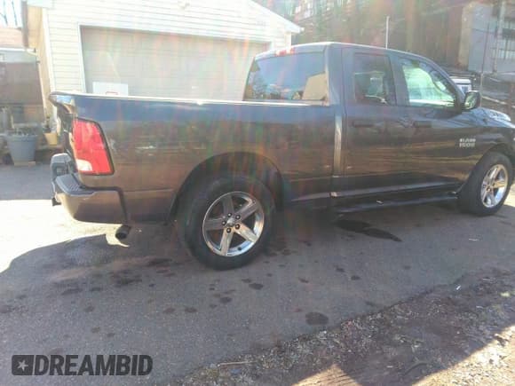 ✅ 2017 Ram 1500 Tradesman • VIN: 1C6RR6FG0HS693499 • Lot: 41758482. Listed on IAAI with 103,411 mi. Free auction sales archive from the USA and detailed vehicle history report at DreamBid. Image 4.