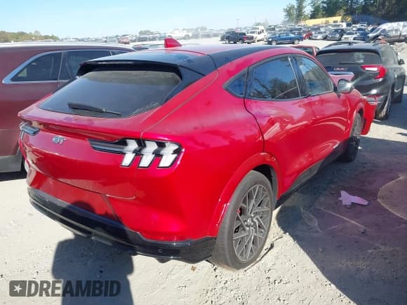 ✅ 2021 Ford Mustang Mach-E GT • VIN: 3FMTK4SXXMME02275 • Lot: 43532773. Wystawiony na IAAI z przebiegiem Nie podano. Bezpłatny archiwum sprzedaży aukcyjnych z USA i szczegółowy raport historii pojazdu na DreamBid. Zdjęcie 4.