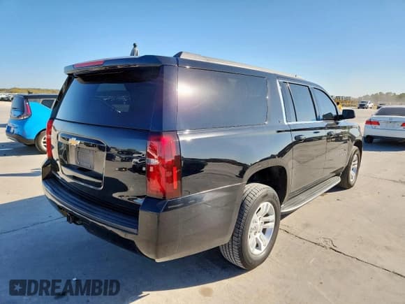 ✅ 2019 Chevrolet Suburban LT • VIN: 1GNSKHKC4KR377705 • Лот: 92620225. Опубликован ранее на Copart с пробегом 145 682 миль. Бесплатный доступ к архиву аукционных продаж из США и подробный отчёт об истории автомобиля на DreamBid. Изображение 3.