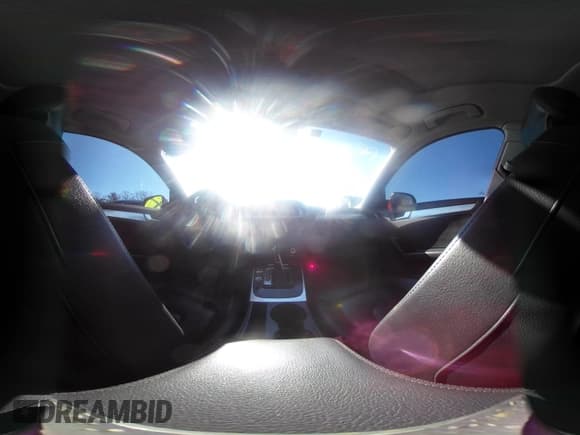 ✅ 2016 Audi A4 Premium • VIN: WAUBFAFL0GN007247 • Lot: 43849956. Wystawiony na IAAI z przebiegiem 177 597 mil. Bezpłatny archiwum sprzedaży aukcyjnych z USA i szczegółowy raport historii pojazdu na DreamBid. Zdjęcie 18.