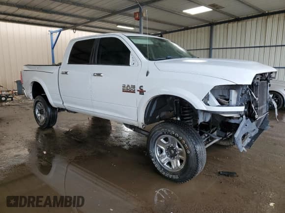 ✅ 2015 Ram 2500 Laramie • VIN: 3C6UR5FL8FG656447 • Лот: 90055075. Опубликован ранее на Copart с пробегом Не указан. Бесплатный доступ к архиву аукционных продаж из США и подробный отчёт об истории автомобиля на DreamBid. Изображение 4.