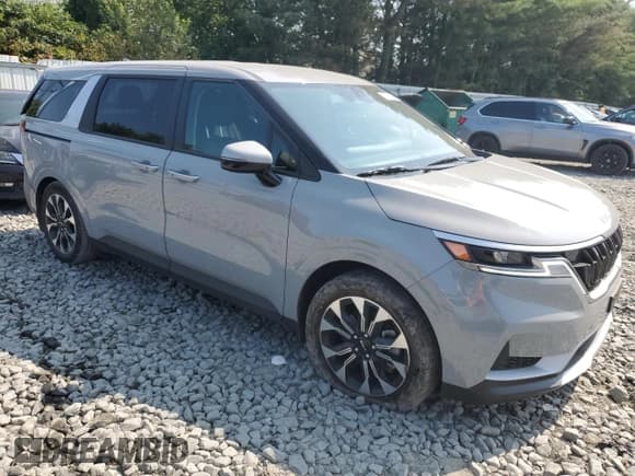 ✅ 2024 Kia Carnival EX • VIN: KNDNC5H3XR6363232 • Лот: 66541655. Опубликован ранее на Copart с пробегом 16 296 миль. Бесплатный доступ к архиву аукционных продаж из США и подробный отчёт об истории автомобиля на DreamBid. Изображение 4.