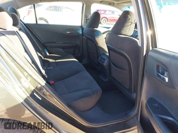 ✅ 2013 Honda Accord EX • VIN: 1HGCR2F73DA251874 • Lot: 43614368. Wystawiony na IAAI z przebiegiem 178 389 mil. Bezpłatny archiwum sprzedaży aukcyjnych z USA i szczegółowy raport historii pojazdu na DreamBid. Zdjęcie 8.