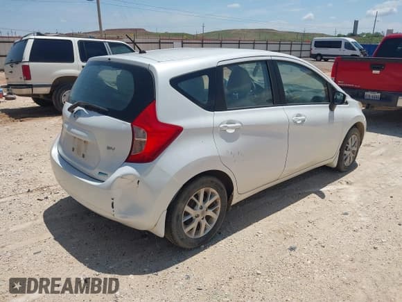 ✅ 2015 Nissan Note S • VIN: 3N1CE2CPXFL419619 • Lot: 42345933. Listed on IAAI with 99,289 mi. Free auction sales archive from the USA and detailed vehicle history report at DreamBid. Image 4.