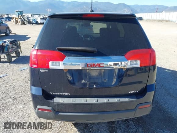 ✅ 2015 GMC Terrain SLE • VIN: 2GKFLVEK6F6216027 • Lot: 43358419. Wystawiony na IAAI z przebiegiem 161 399 mil. Bezpłatny archiwum sprzedaży aukcyjnych z USA i szczegółowy raport historii pojazdu na DreamBid. Zdjęcie 16.