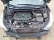 2015 Hyundai Elantra SE z VIN 5NPDH4AE2FH602938, wystawiony jako IAAI lot #43061337 z przebiegiem 209 102 mil mil oraz . Historia ofert i sprzedaży dostępna na DreamBid. Obrazek 10.