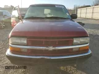 2000 Chevrolet Blazer LT z VIN 1GNCS13W0Y2279860, wystawiony jako Copart lot #85297234 z przebiegiem 192 927 mil mil oraz Szkoda całkowita • Salvage title. Historia ofert i sprzedaży dostępna na DreamBid. Obrazek 5.