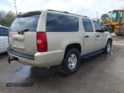 ✅ 2009 Chevrolet Suburban LS • VIN: 1GNFC16069R191034 • Lot: 41583684. Listed on IAAI with 195,900 mi. Free auction sales archive from the USA and detailed vehicle history report at DreamBid. Image 4.