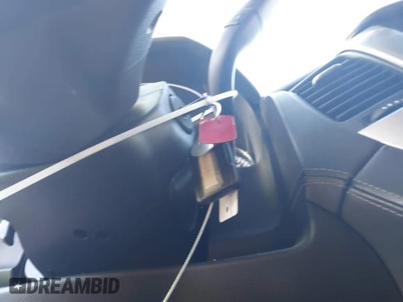 ✅ 2016 Chevrolet Tahoe Commercial • VIN: 1GNLCDEC9GR306397 • Lot: 43457076. Listed on IAAI with 157,558 mi. Free auction sales archive from the USA and detailed vehicle history report at DreamBid. Image 11.