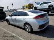 ✅ 2017 Hyundai Ioniq Blue • VIN: KMHC65LC0HU031537 • Lot: 52194305. Wystawiony na Copart z przebiegiem 62 796 mil. Bezpłatny archiwum sprzedaży aukcyjnych z USA i szczegółowy raport historii pojazdu na DreamBid. Zdjęcie 2.