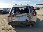 ✅ 2022 Toyota RAV4 XLE Premium • VIN: 2T3C1RFV7NC211993 • Лот: 92923745. Опубликован ранее на Copart с пробегом 24 846 миль. Бесплатный доступ к архиву аукционных продаж из США и подробный отчёт об истории автомобиля на DreamBid. Изображение 6.