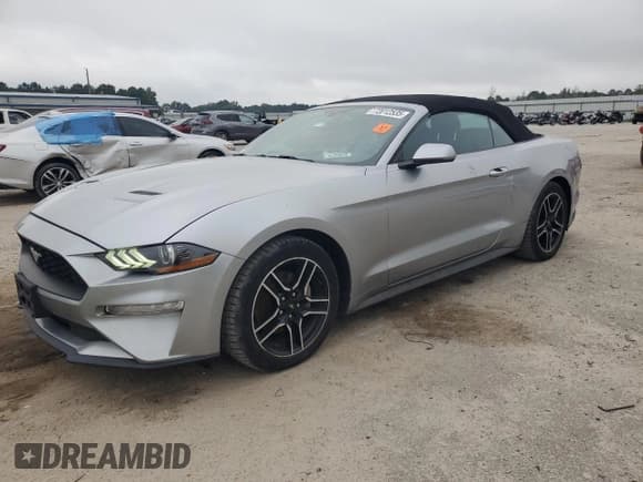 ✅ 2020 Ford Mustang EcoBoost • VIN: 1FATP8UH9L5157434 • Lot: 72012535. Listed on Copart with 66,629 mi. Free auction sales archive from the USA and detailed vehicle history report at DreamBid. Image 1.