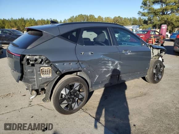 2024 Hyundai Kona SEL with VIN KM8HB3AB6RU059053, listed as a Copart auction lot 88713725 with 17,313 mi miles and Salvage title. Bid and sale history available at DreamBid. Image 3.