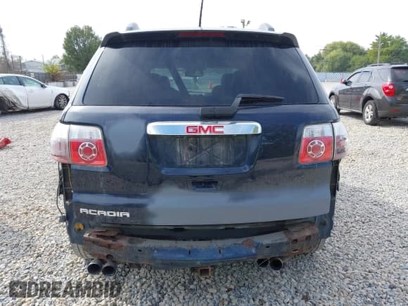 ✅ 2011 GMC Acadia SLE • VIN: 1GKKRPEDXBJ410065 • Lot: 43347124. Wystawiony na IAAI z przebiegiem Nie podano. Bezpłatny archiwum sprzedaży aukcyjnych z USA i szczegółowy raport historii pojazdu na DreamBid. Zdjęcie 6.