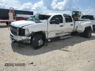 2013 Chevrolet Silverado 3500HD Work Truck z VIN 1GC4KZC86DF224992, wystawiony jako Copart lot #58824995 z przebiegiem Nie podano mil oraz Nie do naprawy • Non repairable. Historia ofert i sprzedaży dostępna na DreamBid. Obrazek 1.