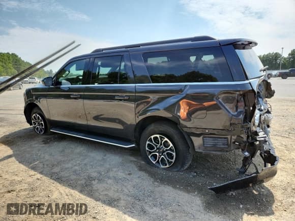✅ 2023 Ford Expedition Max XLT • VIN: 1FMJK1H86PEA42874 • Лот: 70304505. Опубликован ранее на Copart с пробегом 51 520 миль. Бесплатный доступ к архиву аукционных продаж из США и подробный отчёт об истории автомобиля на DreamBid. Изображение 2.
