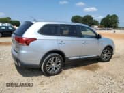 ✅ 2016 Mitsubishi Outlander SE • VIN: JA4AD3A3XGZ017035 • Lot: 68278185. Wystawiony na Copart z przebiegiem 139 331 mil. Bezpłatny archiwum sprzedaży aukcyjnych z USA i szczegółowy raport historii pojazdu na DreamBid. Zdjęcie 3.