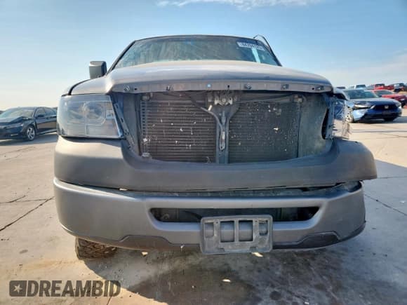 ✅ 2008 Ford F-150 XL • VIN: 1FTRF12238KB31451 • Lot: 84704125. Wystawiony na Copart z przebiegiem 147 894 mil. Bezpłatny archiwum sprzedaży aukcyjnych z USA i szczegółowy raport historii pojazdu na DreamBid. Zdjęcie 5.