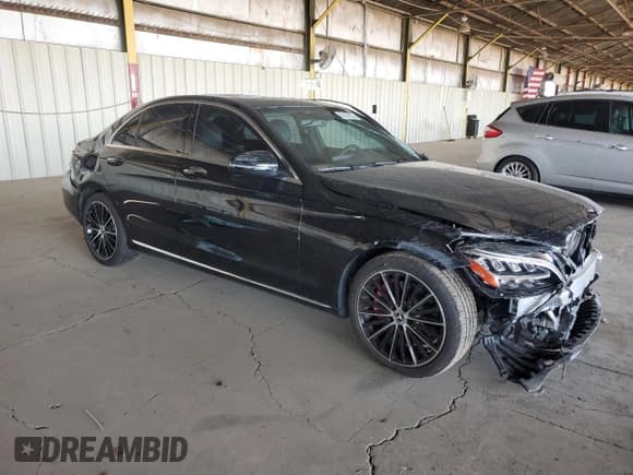 ✅ 2020 Mercedes-Benz C 300 • VIN: 55SWF8DB3LU323854 • Lot: 56576035. Listed on Copart with 62,140 mi. Free auction sales archive from the USA and detailed vehicle history report at DreamBid. Image 4.