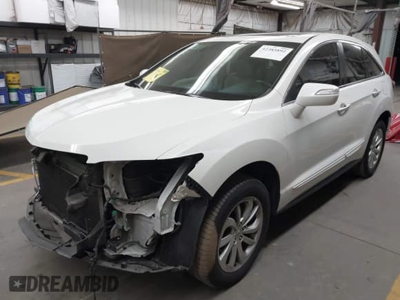 ✅ 2018 Acura RDX • VIN: 5J8TB3H38JL011983 • Lot: 42385892. Listed on IAAI with 100,562 mi. Free auction sales archive from the USA and detailed vehicle history report at DreamBid. Image 17.