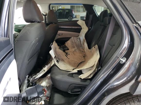 ✅ 2022 Hyundai Tucson SEL • VIN: 5NMJB3AE4NH059649 • Lot: 72442654. Wystawiony na Copart z przebiegiem 39 150 mil. Bezpłatny archiwum sprzedaży aukcyjnych z USA i szczegółowy raport historii pojazdu na DreamBid. Zdjęcie 11.