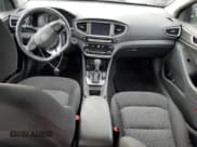 ✅ 2017 Hyundai Ioniq SEL • VIN: KMHC75LC4HU026385 • Lot: 43408945. Wystawiony na Copart z przebiegiem Nie podano. Bezpłatny archiwum sprzedaży aukcyjnych z USA i szczegółowy raport historii pojazdu na DreamBid. Zdjęcie 8.