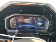 ✅ 2024 Chevrolet Silverado 1500 LTZ • VIN: 1GCUDGED6RZ242536 • Лот: 85079535. Опубликован ранее на Copart с пробегом 7 200 миль. Бесплатный доступ к архиву аукционных продаж из США и подробный отчёт об истории автомобиля на DreamBid. Изображение 9.