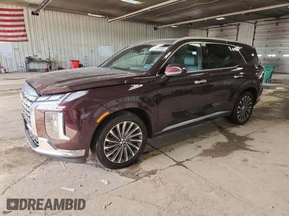 ✅ 2024 Hyundai Palisade Calligraphy • VIN: KM8R7DGE8RU651244 • Lot: 81981005. Listed on Copart with 26,761 mi. Free auction sales archive from the USA and detailed vehicle history report at DreamBid. Image 1.