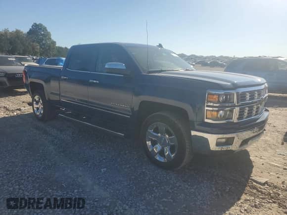 2015 Chevrolet Silverado 1500 LTZ z VIN 3GCUKSEC9FG225869, wystawiony jako Copart lot #87268375 z przebiegiem 288 050 mil mil oraz Czysty tytuł • Clean title. Historia ofert i sprzedaży dostępna na DreamBid. Obrazek 4.