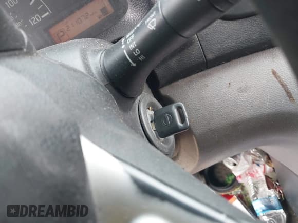 ✅ 2015 Nissan NV200 SV • VIN: 3N6CM0KN7FK703670 • Lot: 42931131. Listed on IAAI with 211,072 mi. Free auction sales archive from the USA and detailed vehicle history report at DreamBid. Image 11.