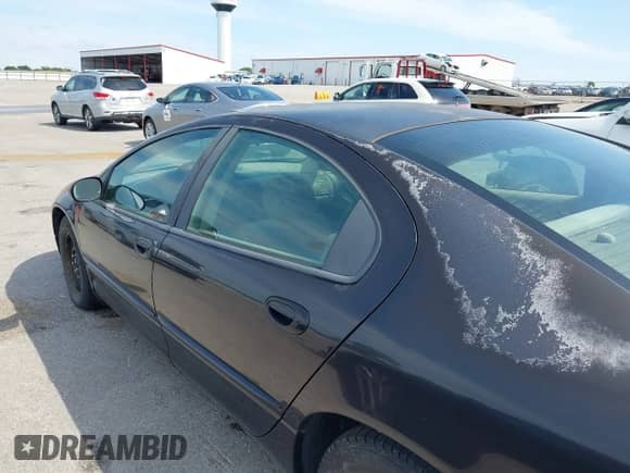 2000 Dodge Intrepid with VIN 2B3HD46R6YH342081, listed as a IAAI auction lot 42884465 with 186,631 mi miles and . Bid and sale history available at DreamBid. Image 14.