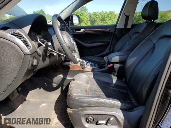 ✅ 2016 Audi Q5 Premium Plus • VIN: WA1CVAFP9GA049429 • Lot: 61677225. Listed on Copart with 43,313 mi. Free auction sales archive from the USA and detailed vehicle history report at DreamBid. Image 7.