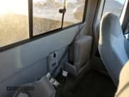 ✅ 2001 Mazda B-Series • VIN: 4F4YR16E91TM25208 • Lot: 43519325. Wystawiony na Copart z przebiegiem 208 335 mil. Bezpłatny archiwum sprzedaży aukcyjnych z USA i szczegółowy raport historii pojazdu na DreamBid. Zdjęcie 10.