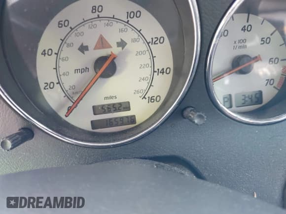 ✅ 2001 Mercedes-Benz SLK 230 Kompressor • VIN: WDBKK49F71F183282 • Lot: 42724592. Listed on IAAI with 165,976 mi. Free auction sales archive from the USA and detailed vehicle history report at DreamBid. Image 7.