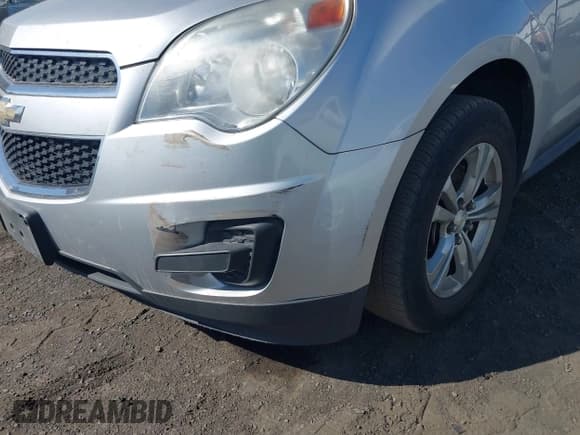 ✅ 2015 Chevrolet Equinox LT • VIN: 1GNFLFEK8FZ122793 • Lot: 43258045. Wystawiony na IAAI z przebiegiem 117 539 mil. Bezpłatny archiwum sprzedaży aukcyjnych z USA i szczegółowy raport historii pojazdu na DreamBid. Zdjęcie 18.