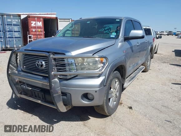 ✅ 2010 Toyota Tundra Limited • VIN: 5TFHW5F16AX152906 • Lot: 41736826. Listed on IAAI with 140,560 mi. Free auction sales archive from the USA and detailed vehicle history report at DreamBid. Image 2.