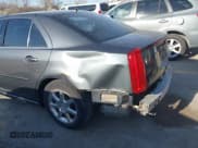 ✅ 2008 Cadillac STS RWD • VIN: 1G6DW67V680152576 • Lot: 41903255. Wystawiony na IAAI z przebiegiem 139 696 mil. Bezpłatny archiwum sprzedaży aukcyjnych z USA i szczegółowy raport historii pojazdu na DreamBid. Zdjęcie 6.