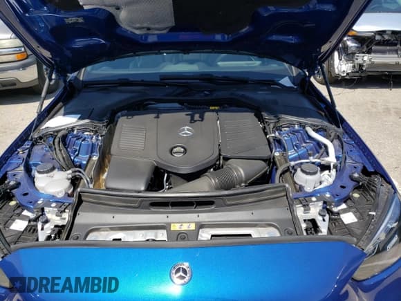 ✅ 2022 Mercedes-Benz C 300 • VIN: W1KAF4GB4NR009066 • Лот: 47305583. Опубликован ранее на Copart с пробегом 5 318 миль. Бесплатный доступ к архиву аукционных продаж из США и подробный отчёт об истории автомобиля на DreamBid. Изображение 11.