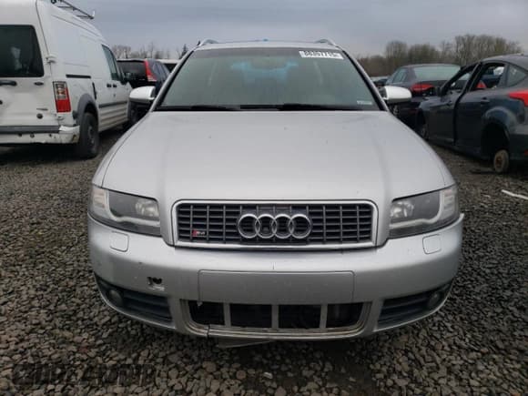 ✅ 2004 Audi S4 • VIN: WAUXL68E24A163321 • Лот: 88357715. Опубликован ранее на Copart с пробегом 140 987 миль. Бесплатный доступ к архиву аукционных продаж из США и подробный отчёт об истории автомобиля на DreamBid. Изображение 5.