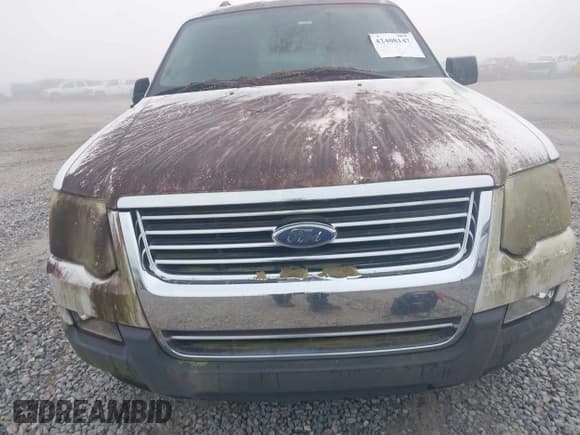 ✅ 2006 Ford Explorer XLT • VIN: 1FMEU73806UB54242 • Lot: 42408147. Listed on IAAI with Not provided. Free auction sales archive from the USA and detailed vehicle history report at DreamBid. Image 6.