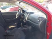 ✅ 2013 Nissan Versa S Plus • VIN: 3N1CN7AP2DL824175 • Lot: 42834344. Wystawiony na IAAI z przebiegiem 211 081 mil. Bezpłatny archiwum sprzedaży aukcyjnych z USA i szczegółowy raport historii pojazdu na DreamBid. Zdjęcie 5.