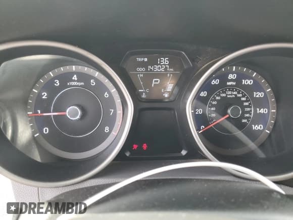 ✅ 2011 Hyundai Elantra Limited • VIN: 5NPDH4AE7BH006072 • Lot: 61870765. Listed on Copart with 143,027 mi. Free auction sales archive from the USA and detailed vehicle history report at DreamBid. Image 9.