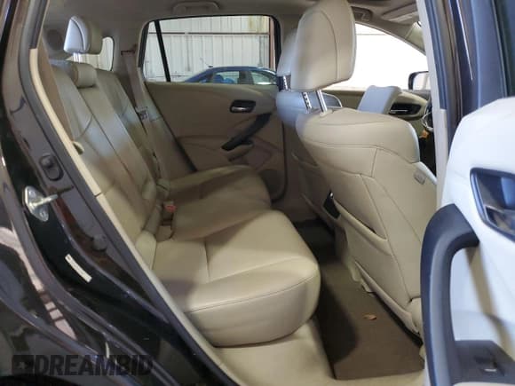 ✅ 2017 Acura RDX Technology • VIN: 5J8TB4H53HL012590 • Лот: 87184585. Опубликован ранее на Copart с пробегом 98 532 миль. Бесплатный доступ к архиву аукционных продаж из США и подробный отчёт об истории автомобиля на DreamBid. Изображение 10.