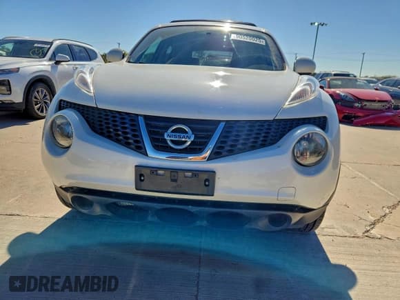 ✅ 2013 Nissan Juke SV • VIN: JN8AF5MR3DT204177 • Lot: 90520025. Listed on Copart with 81,658 mi. Free auction sales archive from the USA and detailed vehicle history report at DreamBid. Image 5.