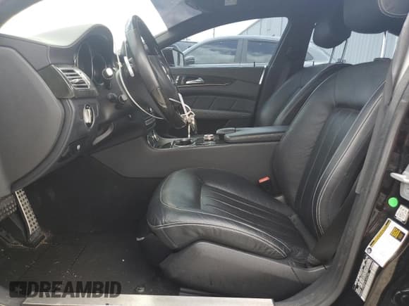 ✅ 2015 Mercedes-Benz CLS 550 • VIN: WDDLJ7DB5FA143758 • Лот: 58749535. Опубликован ранее на Copart с пробегом 77 470 миль. Бесплатный доступ к архиву аукционных продаж из США и подробный отчёт об истории автомобиля на DreamBid. Изображение 7.