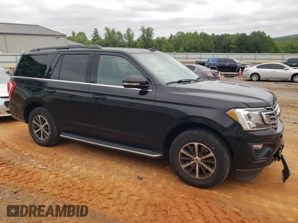✅ 2018 Ford Expedition XLT • VIN: 1FMJU1JT1JEA71957 • Lot: 58747555. Listed on Copart with 88,429 mi. Free auction sales archive from the USA and detailed vehicle history report at DreamBid. Image 4.