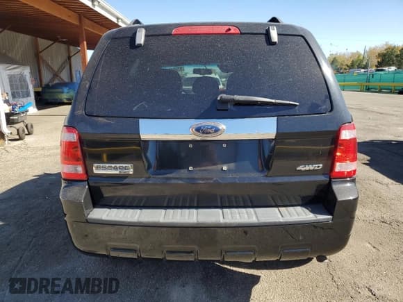 ✅ 2009 Ford Escape Limited • VIN: 1FMCU94G09KB34100 • Lot: 82604615. Listed on Copart with 121,360 mi. Free auction sales archive from the USA and detailed vehicle history report at DreamBid. Image 6.