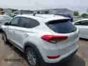 2018 Hyundai Tucson SEL z VIN KM8J33A41JU636835, wystawiony jako IAAI lot #42312648 z przebiegiem 87 647 mil mil oraz . Historia ofert i sprzedaży dostępna na DreamBid. Obrazek 3.